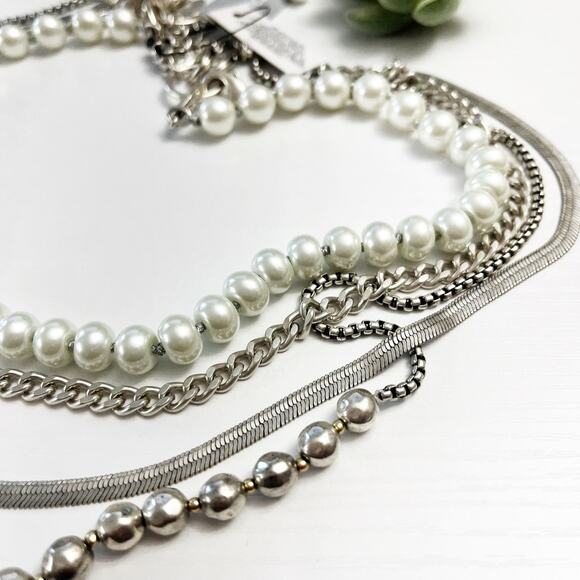 NEW Chico's Silver Chain & Faux Pearl Convertible Layered Necklace - Picture 3 of 8